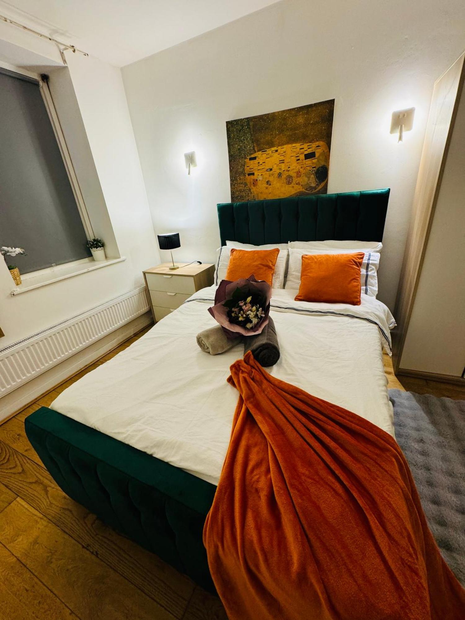Cozy Family-friendly 2 Bedroom Flat In Kingscross, St Pancras! Appartamento Londra