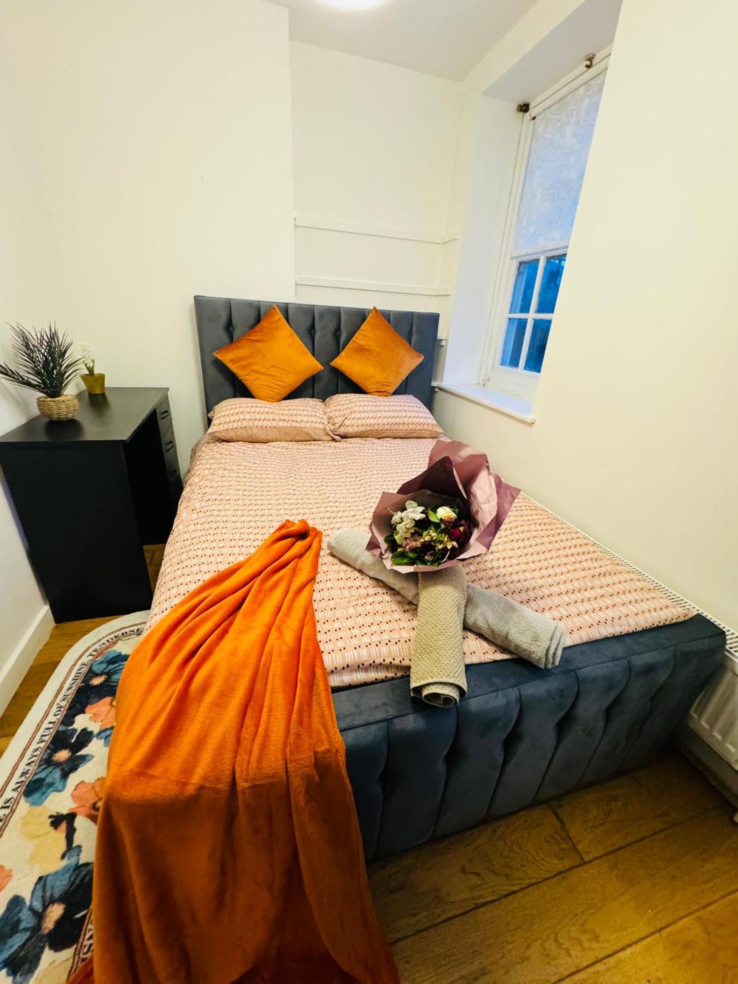 Cozy Family-friendly 2 Bedroom Flat In Kingscross, St Pancras! Appartamento